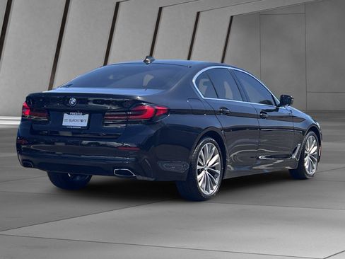 Used 2022 BMW 530i xDrive w/ Premium Package AWD/4WD image 4