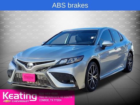 Used 2023 Toyota Camry SE image 8