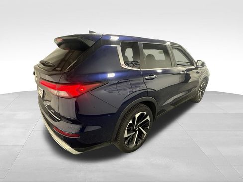 Used 2022 Mitsubishi Outlander SE AWD/4WD image 7