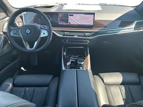 New 2026 BMW X7 xDrive40i AWD/4WD image 16