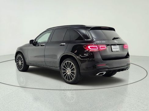 Used 2021 Mercedes-Benz GLC 300 image 7