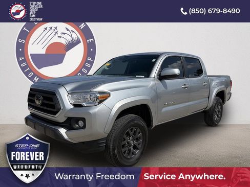 Used 2023 Toyota Tacoma SR5 w/ Technology Package AWD/4WD image 1