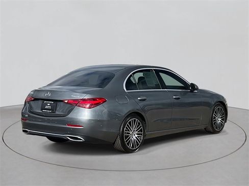 Used 2023 Mercedes-Benz C 300 4MATIC Sedan image 5
