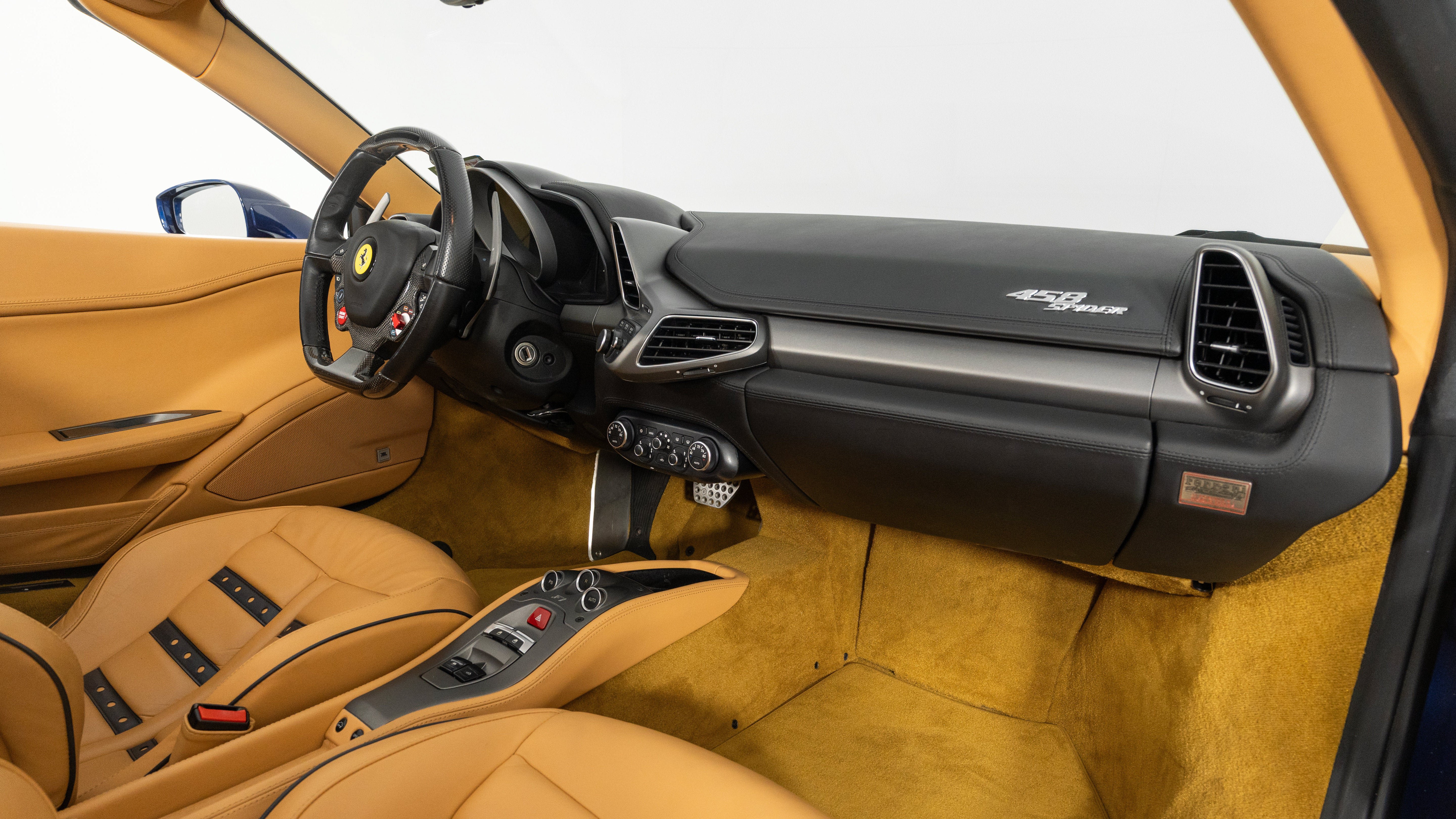 Certified 2013 Ferrari 458 Spider RWD image 40