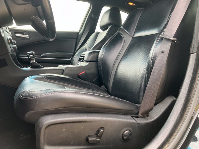 Used 2022 Dodge Charger SXT w/ Leather Interior Group RWD image 9