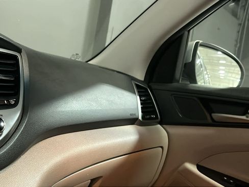 Used 2018 Hyundai Tucson SEL AWD/4WD image 17