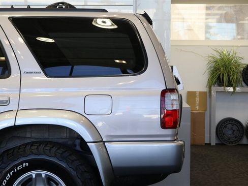 Used 2000 Toyota 4Runner Limited AWD/4WD image 52