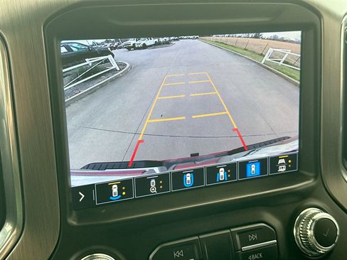 Used 2023 GMC Sierra 3500 Denali image 17