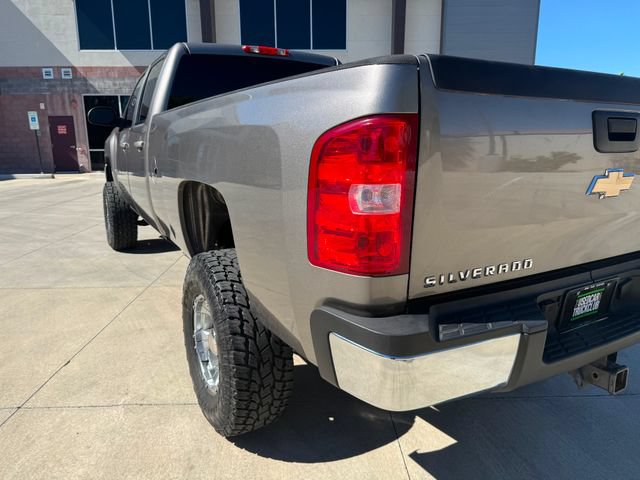 Used 2008 Chevrolet Silverado 2500 LTZ w/ Suspension Package, Off-Road AWD/4WD image 13