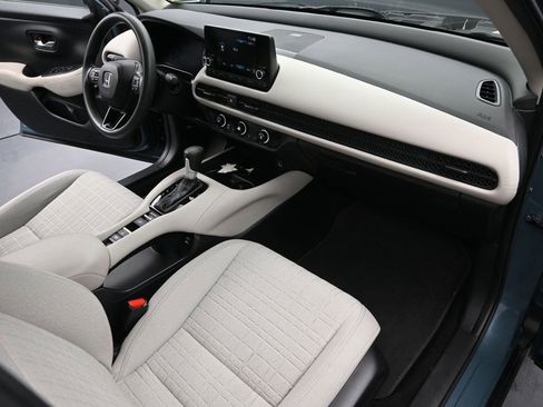Used 2024 Honda HR-V LX image 21