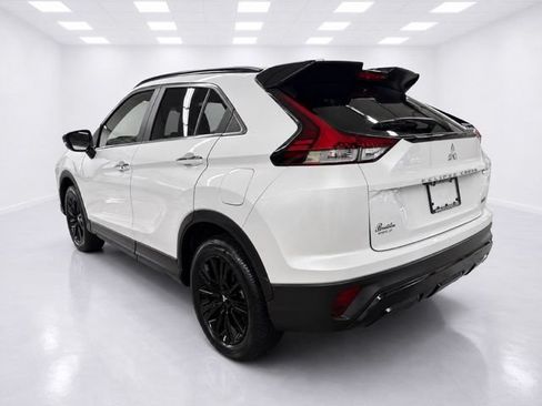 Used 2025 Mitsubishi Eclipse Cross AWD image 9