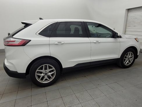 Used 2024 Ford Edge SEL image 10