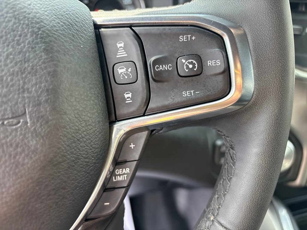 Used 2025 RAM 1500 Laramie AWD/4WD image 26