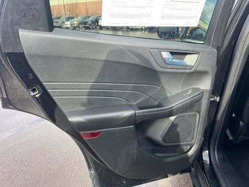 Used 2023 Ford Escape ST-Line image 16