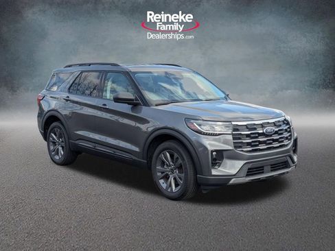 New 2026 Ford Explorer Active w/ Active Comfort Package AWD/4WD image 3
