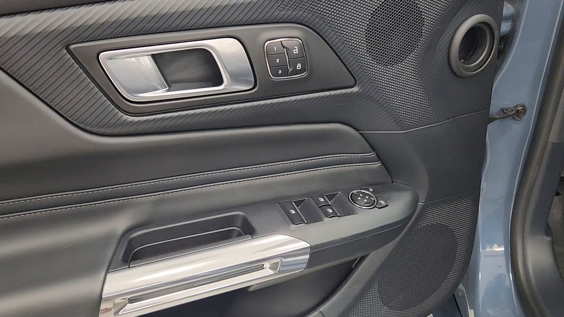 Used 2024 Ford Mustang GT Premium RWD image 7