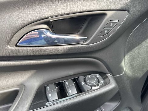 Certified 2023 Chevrolet Equinox Premier FWD image 15