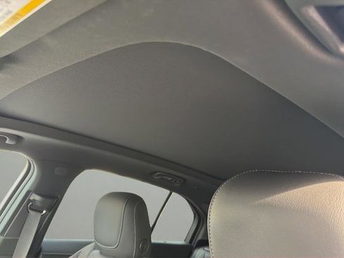 Certified 2025 Cadillac XT4 Premium Luxury w/ Cold Weather Package image 11