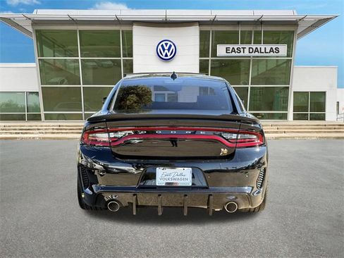 Used 2022 Dodge Charger Scat Pack image 4