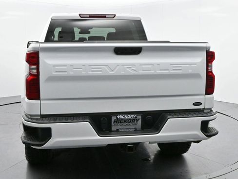 Used 2022 Chevrolet Silverado 1500 Custom image 6