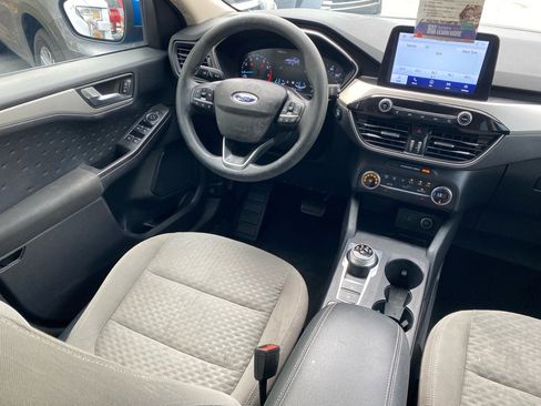 Used 2020 Ford Escape SE image 16
