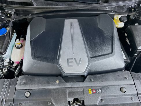 Used 2023 Kia EV6 Wind w/ Wind Technology Package image 32