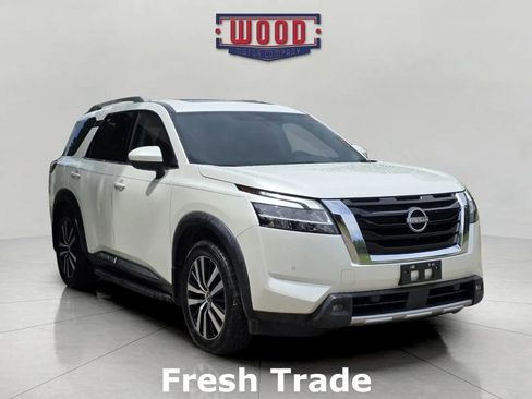 Used 2023 Nissan Pathfinder Platinum w/ Lighting Package (N93) AWD/4WD image 1