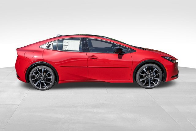 New 2026 Toyota Prius Plug-In Hybrid FWD image 3