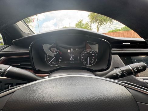 Used 2024 Cadillac XT5 Premium Luxury FWD image 18