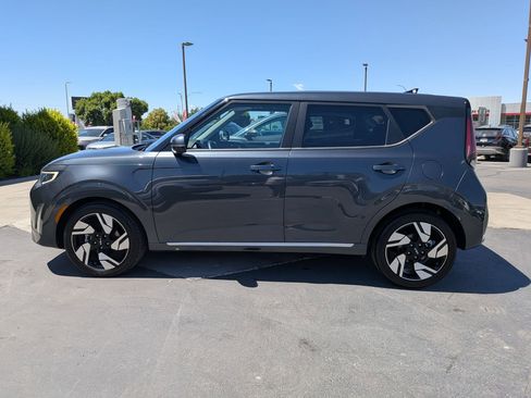 Used 2025 Kia Soul GT-Line w/ GT-Line Technology Package FWD image 9