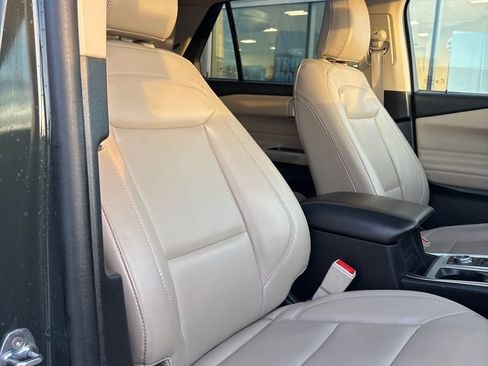 Used 2023 Ford Explorer XLT w/ Equipment Group 202A image 22