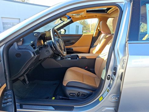 Used 2022 Lexus ES 350 w/ Premium Package image 15