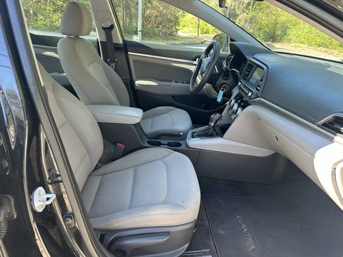 Used 2019 Hyundai Elantra SEL FWD image 13