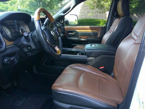 Used 2020 RAM 3500 Limited AWD/4WD image 10