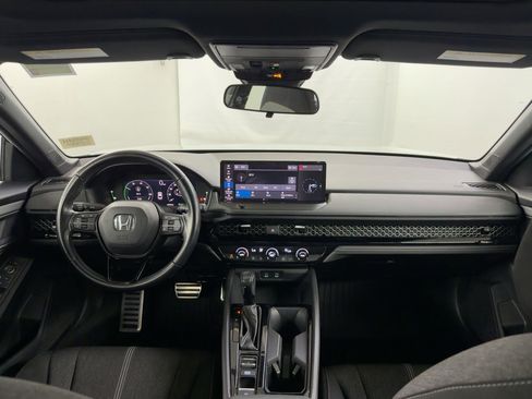 Used 2023 Honda Accord Sport image 17