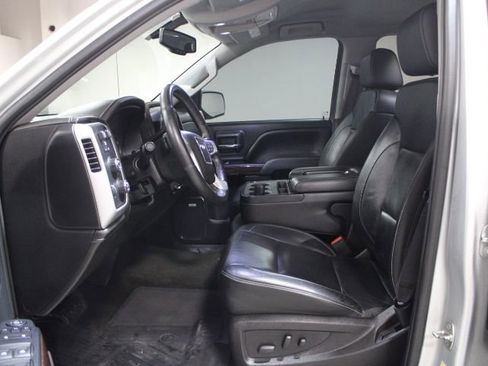 Used 2017 GMC Sierra 1500 SLT w/ SLT Premium Package image 9