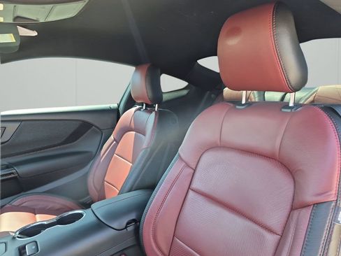 Used 2024 Ford Mustang Coupe image 21