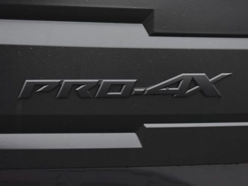 New 2026 Nissan Frontier PRO-4X w/ Pro-4x Convenience Package image 7