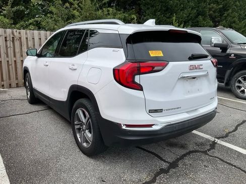 Used 2021 GMC Terrain SLT w/ Infotainment Package II AWD/4WD image 4