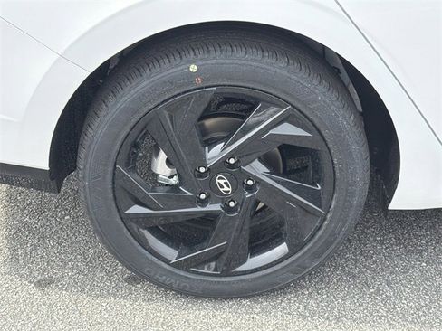 New 2026 Hyundai Elantra Sport image 17