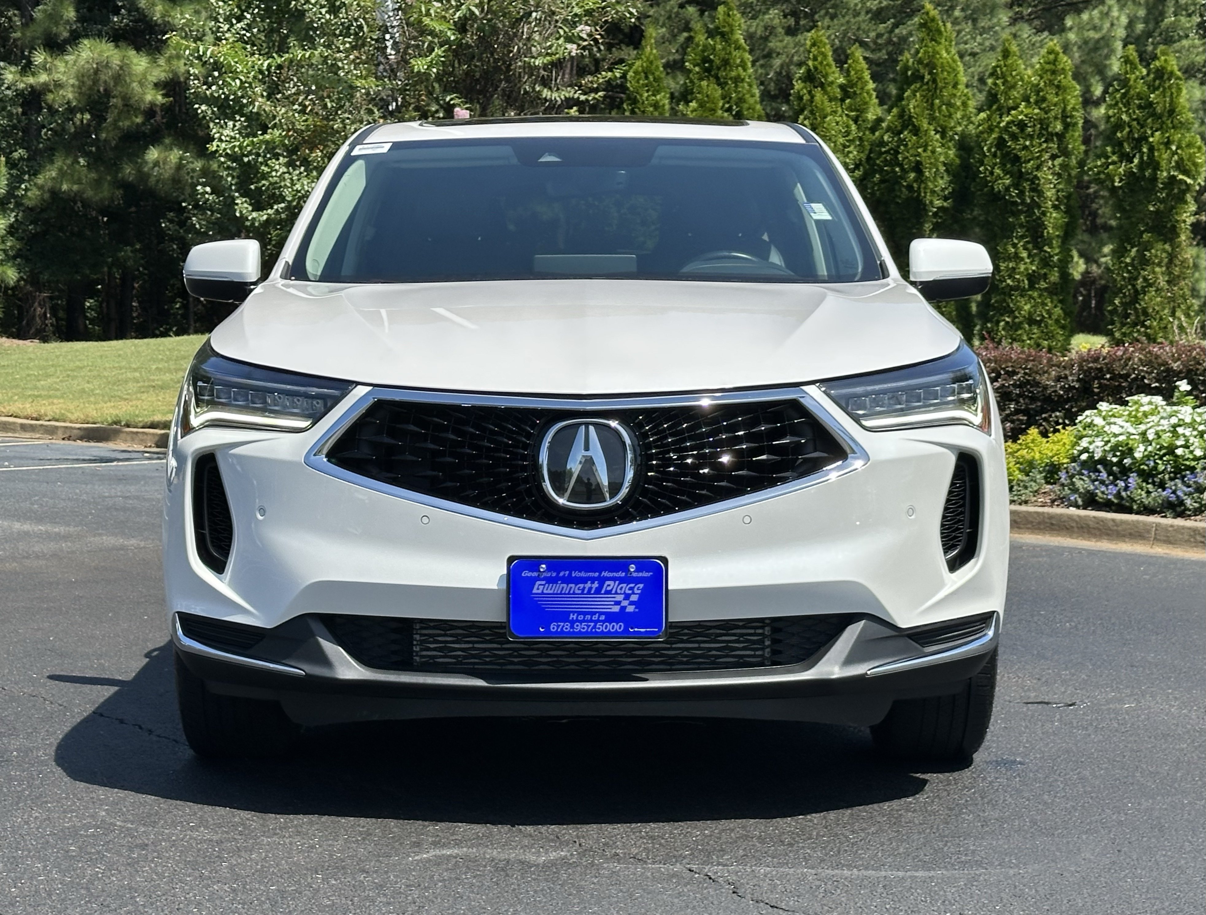 Used 2023 Acura RDX w/ Technology Package FWD image 3