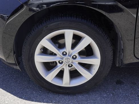 Used 2015 Nissan Versa Note FWD image 7