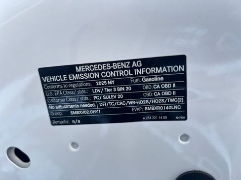 Used 2025 Mercedes-Benz C 300 Sedan image 32