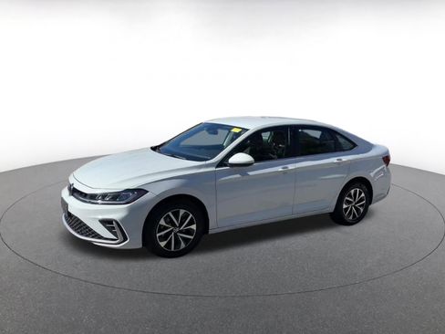 Used 2025 Volkswagen Jetta S image 7