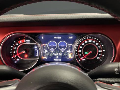 Used 2022 Jeep Gladiator Rubicon w/ LED Lighting Group image 16