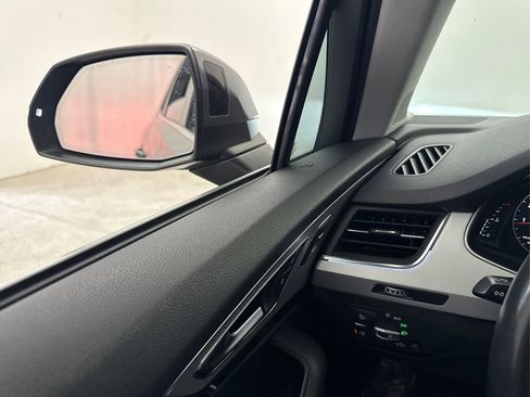 Used 2019 Audi Q7 2.0T Premium Plus w/ Premium Plus Package image 33