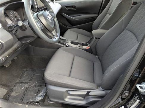 Certified 2025 Toyota Corolla LE image 15