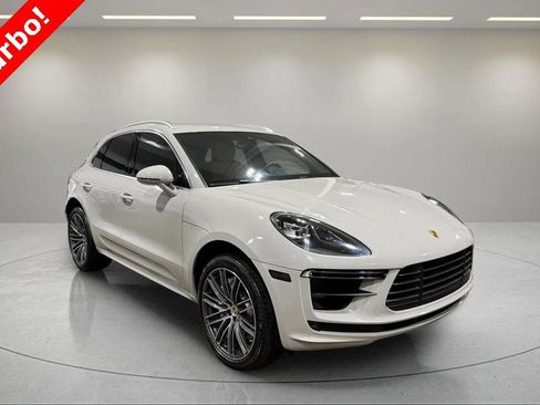 Used 2020 Porsche Macan Turbo image 1