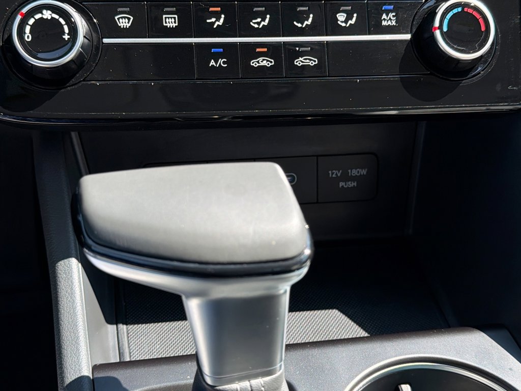 Certified 2025 Hyundai Sonata SE FWD image 25