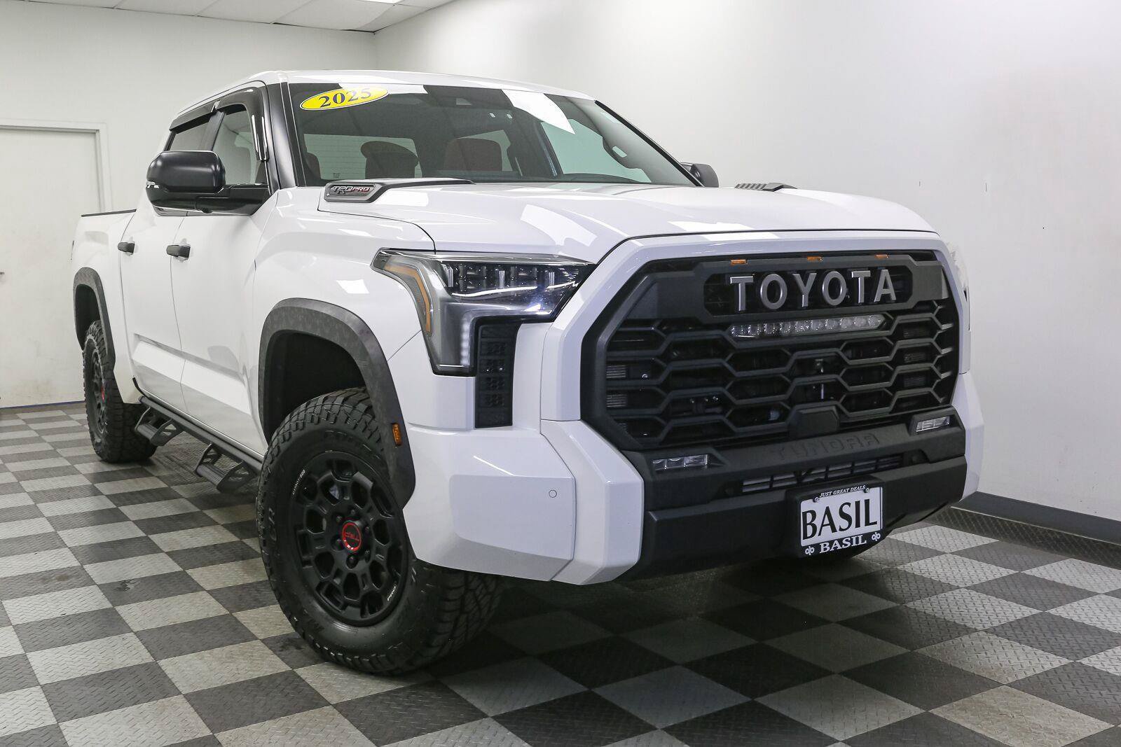 Used 2025 Toyota Tundra TRD Pro AWD/4WD image 2